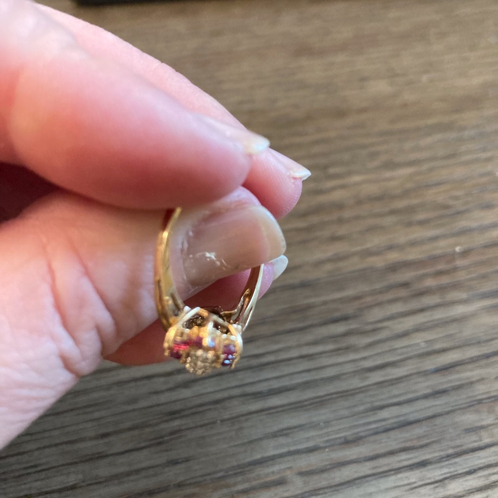 Ring - Picture 4 of 7